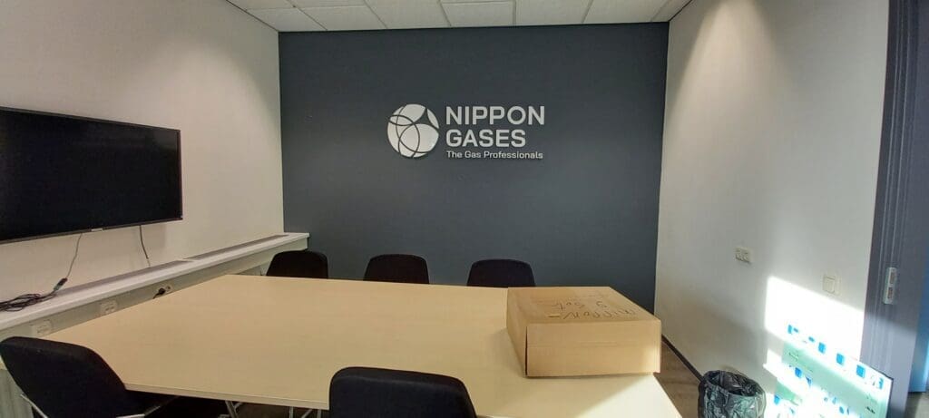 Nippon freesletters